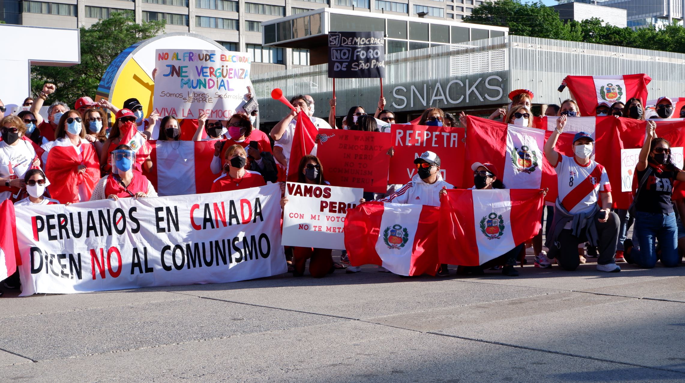 Peruanos en Toronto piden transparencia en el proceso electoral