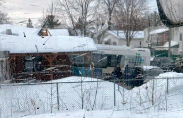 <strong>Autobús se estrelló contra una guardería y mató a dos niños en Montreal</strong>