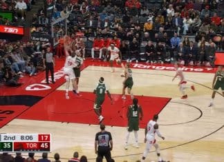 Mamukelashvili brilla en triunfo de los Raptors sobre Milwaukee