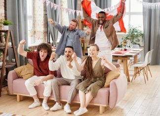 Población canadiense disminuye tras reducción de trabajadores temporales y estudiantes internacionales